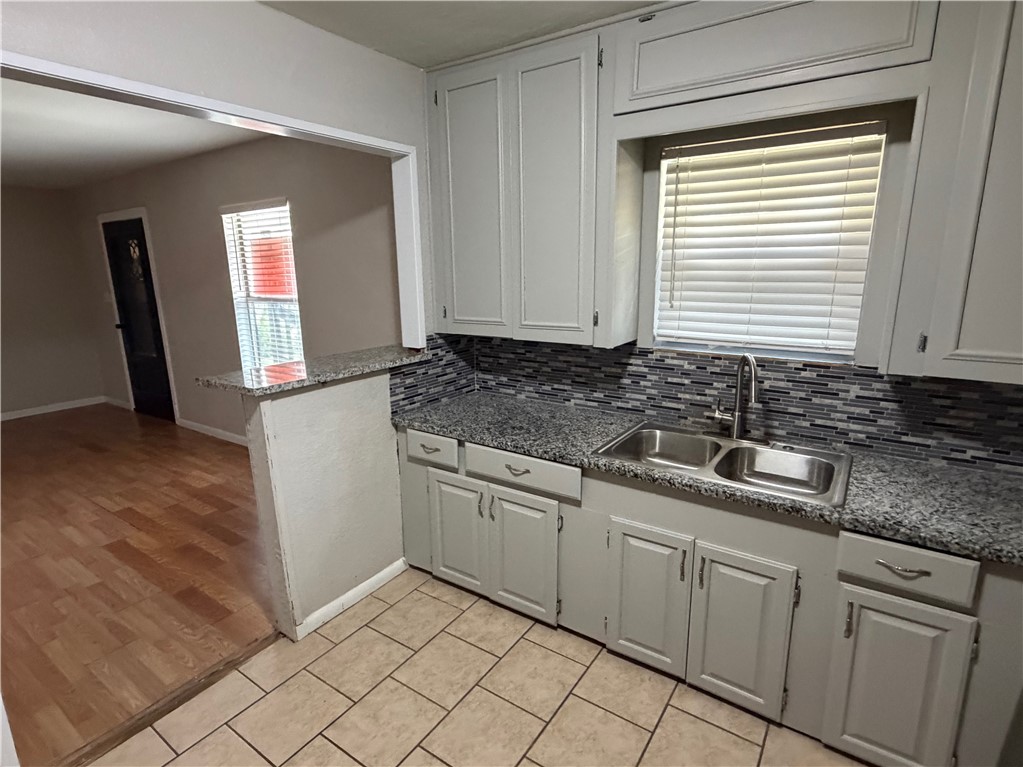 653 Sam Street Corpus Christi, TX 78412 - Photo 3 of 10