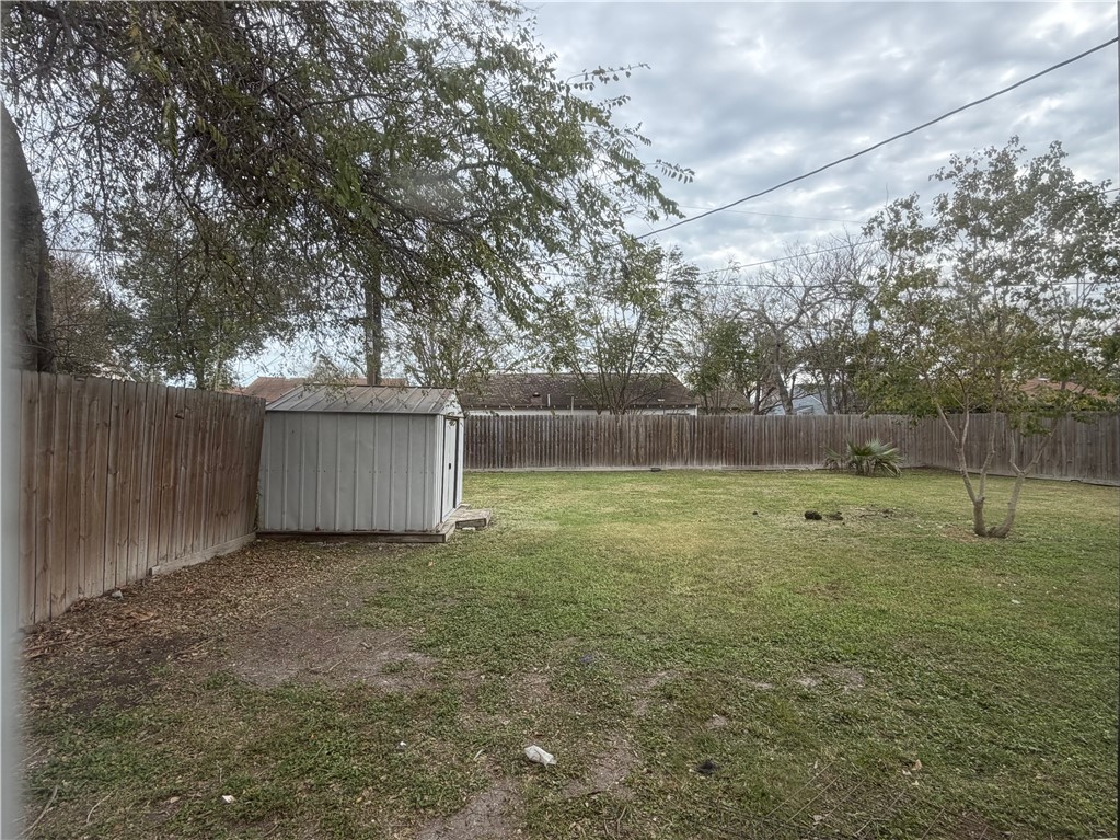 653 Sam Street Corpus Christi, TX 78412 - Photo 9 of 10