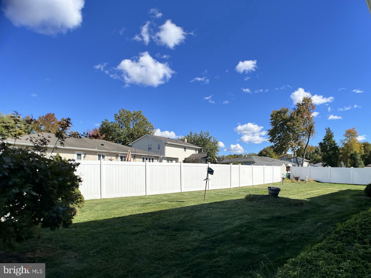 9 Periwinkle Lane Hamilton, NJ 08619 - Photo 30 of 38