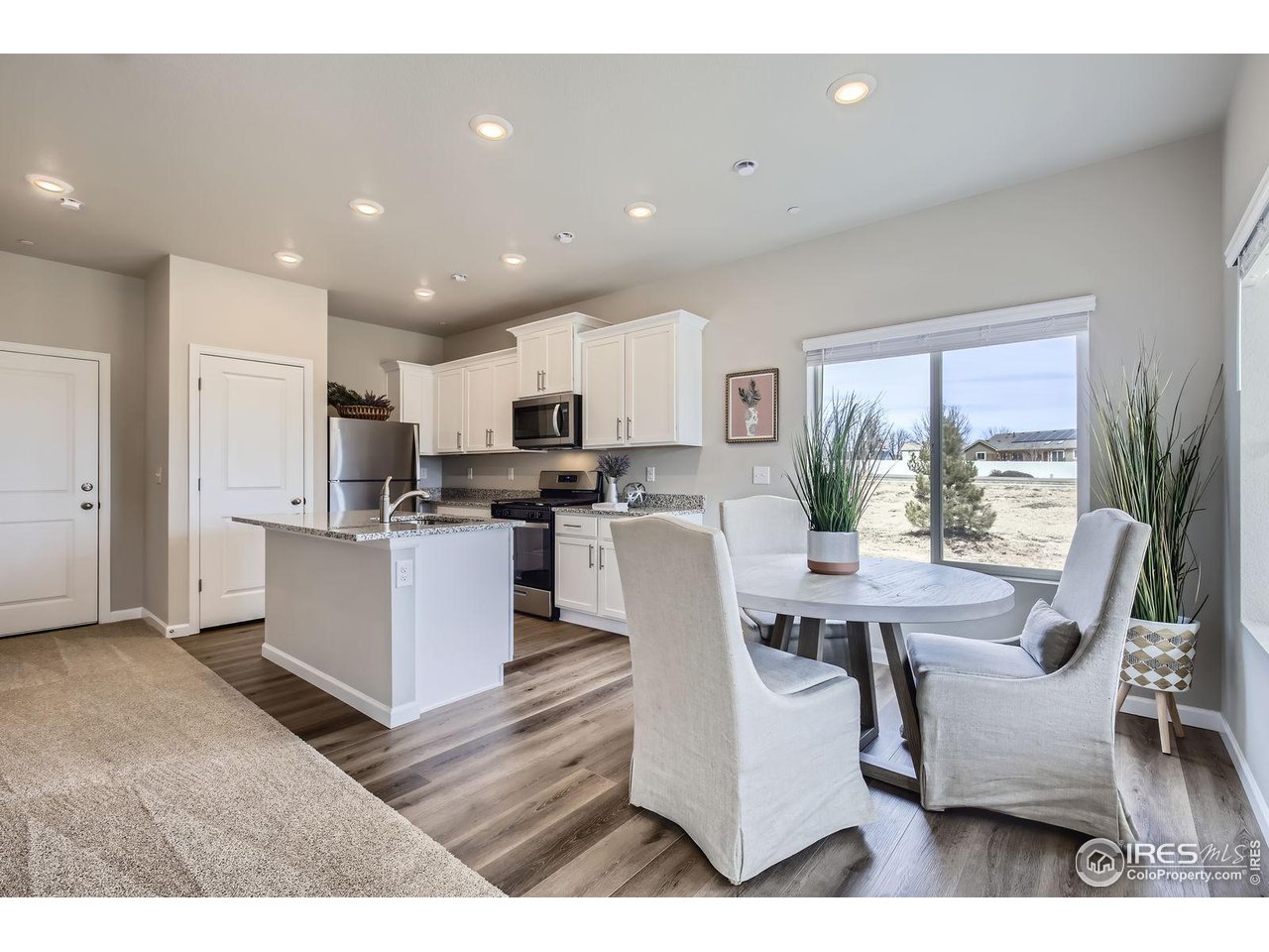 143 Robin Road Johnstown, CO 80534 - Photo 4 of 40 Dining Room
