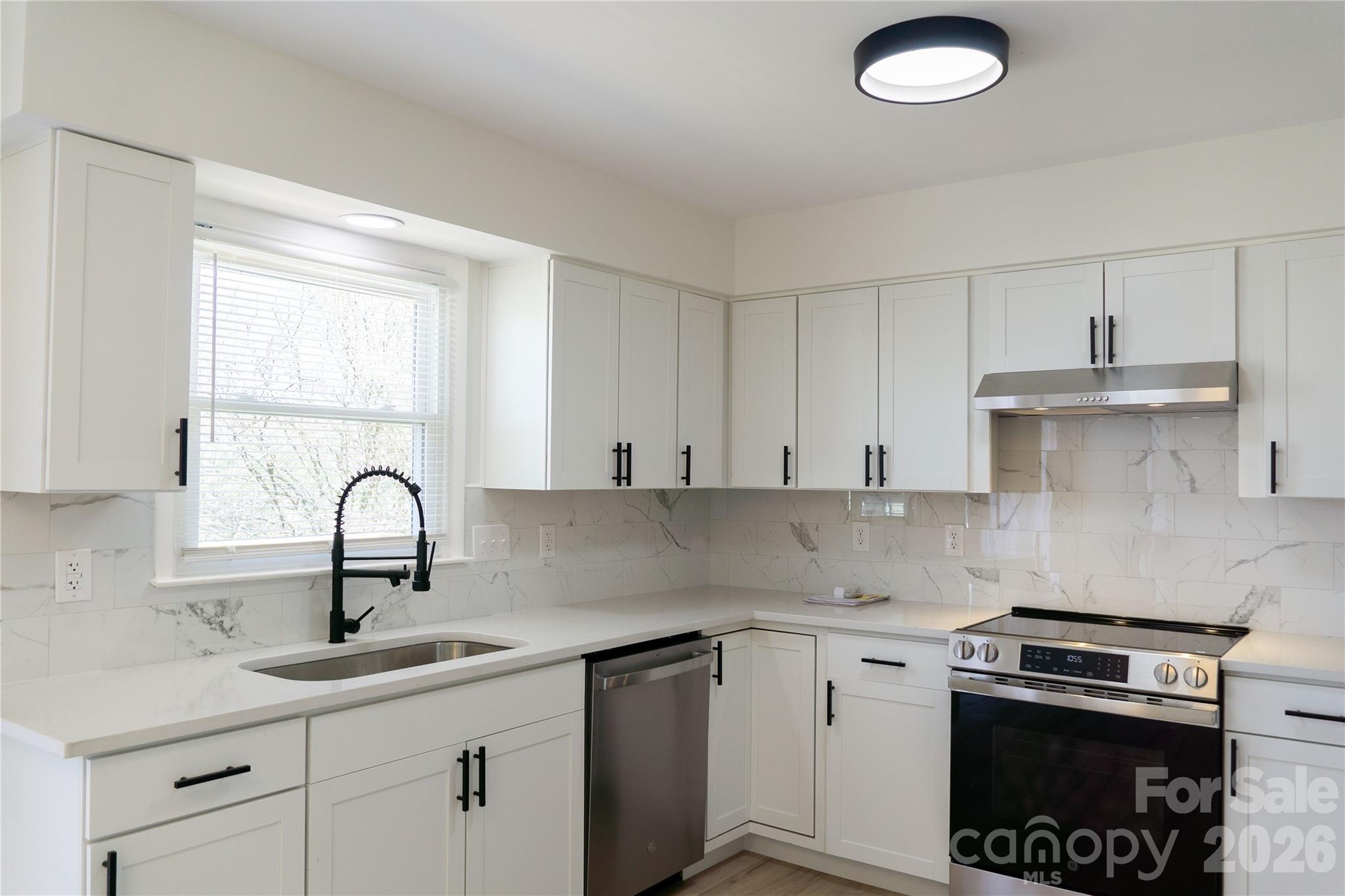 183 Mt Carmel Road Asheville, NC 28806 - Photo 13 of 23