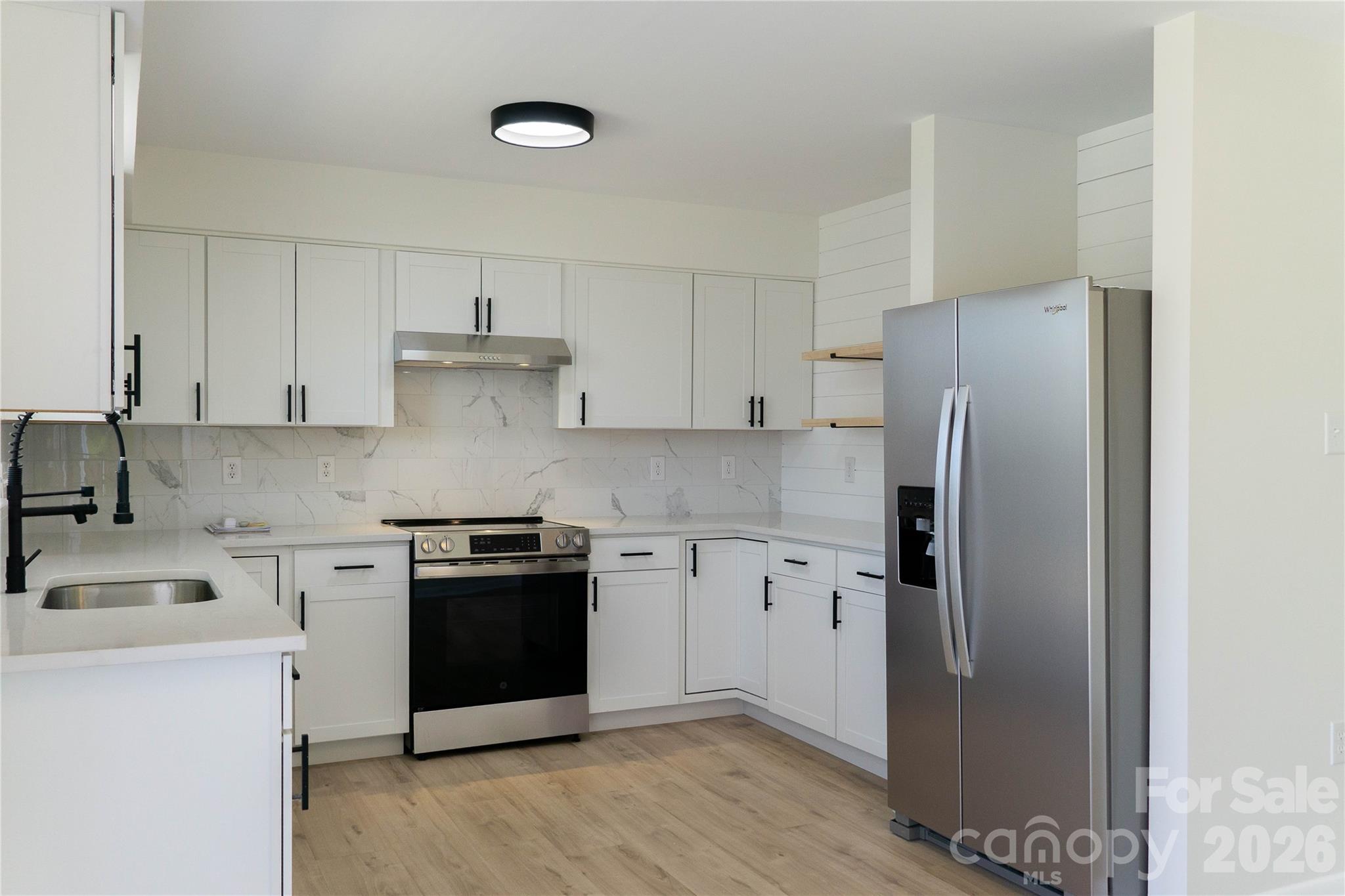 183 Mt Carmel Road Asheville, NC 28806 - Photo 15 of 23