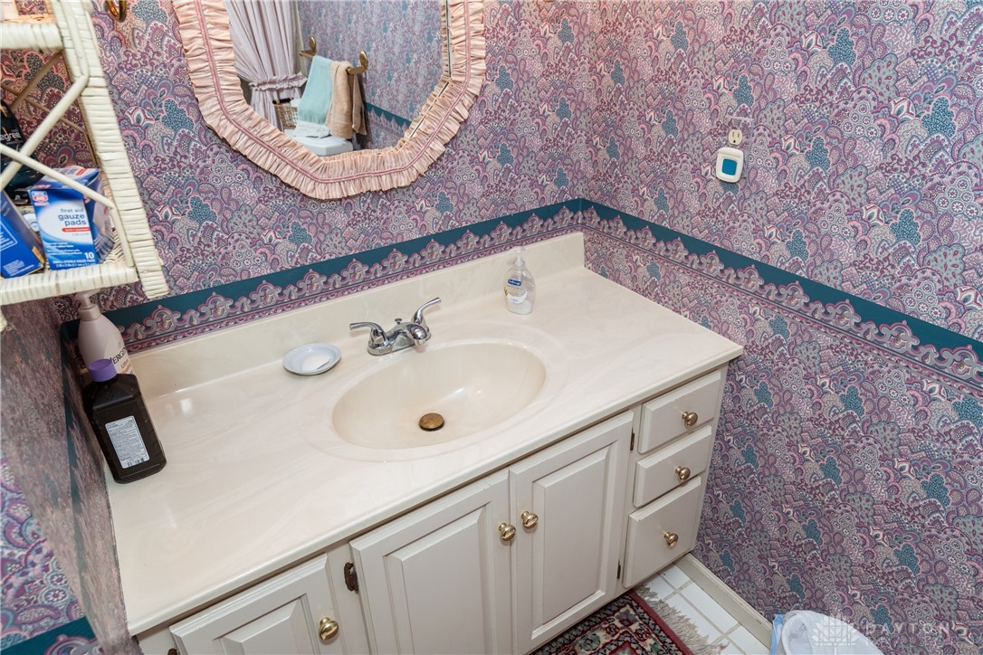 1392 Smith Road Xenia, OH 45385 - Photo 35 of 48 Gallery Image 35