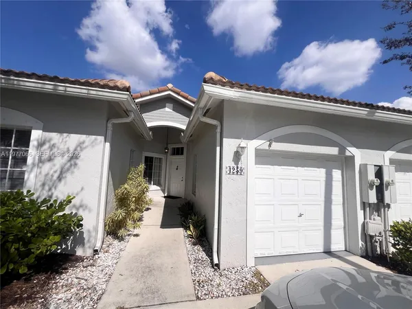 $2,800 | 4259 Southwest 10th Court, Deerfield Beach, FL 33442