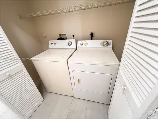 $2,800 | 4259 Southwest 10th Court, Deerfield Beach, FL 33442