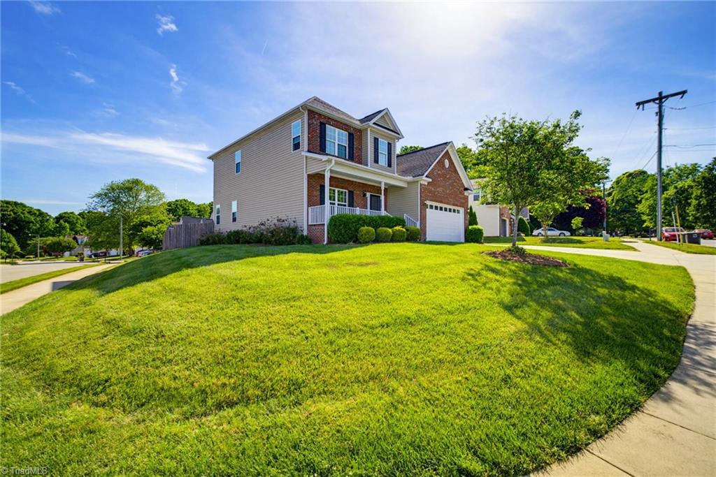 5397 Dobson Road Greensboro, NC 27410 - Photo 4 of 33