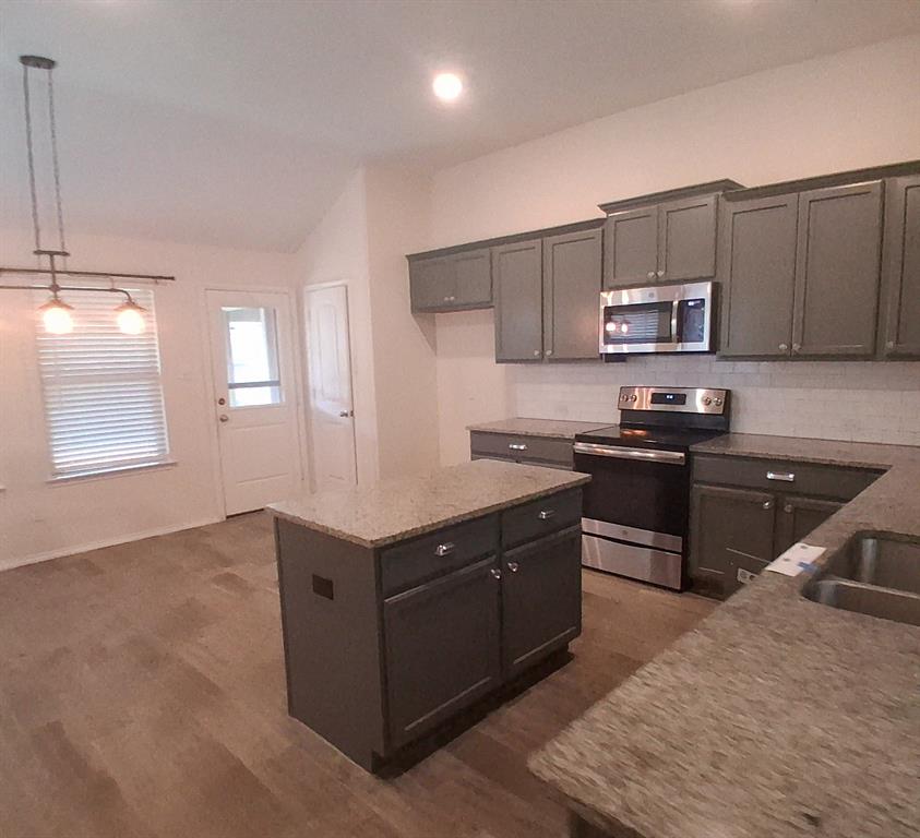 414 Stuart Lane Fate, TX 75189 - Photo 5 of 40