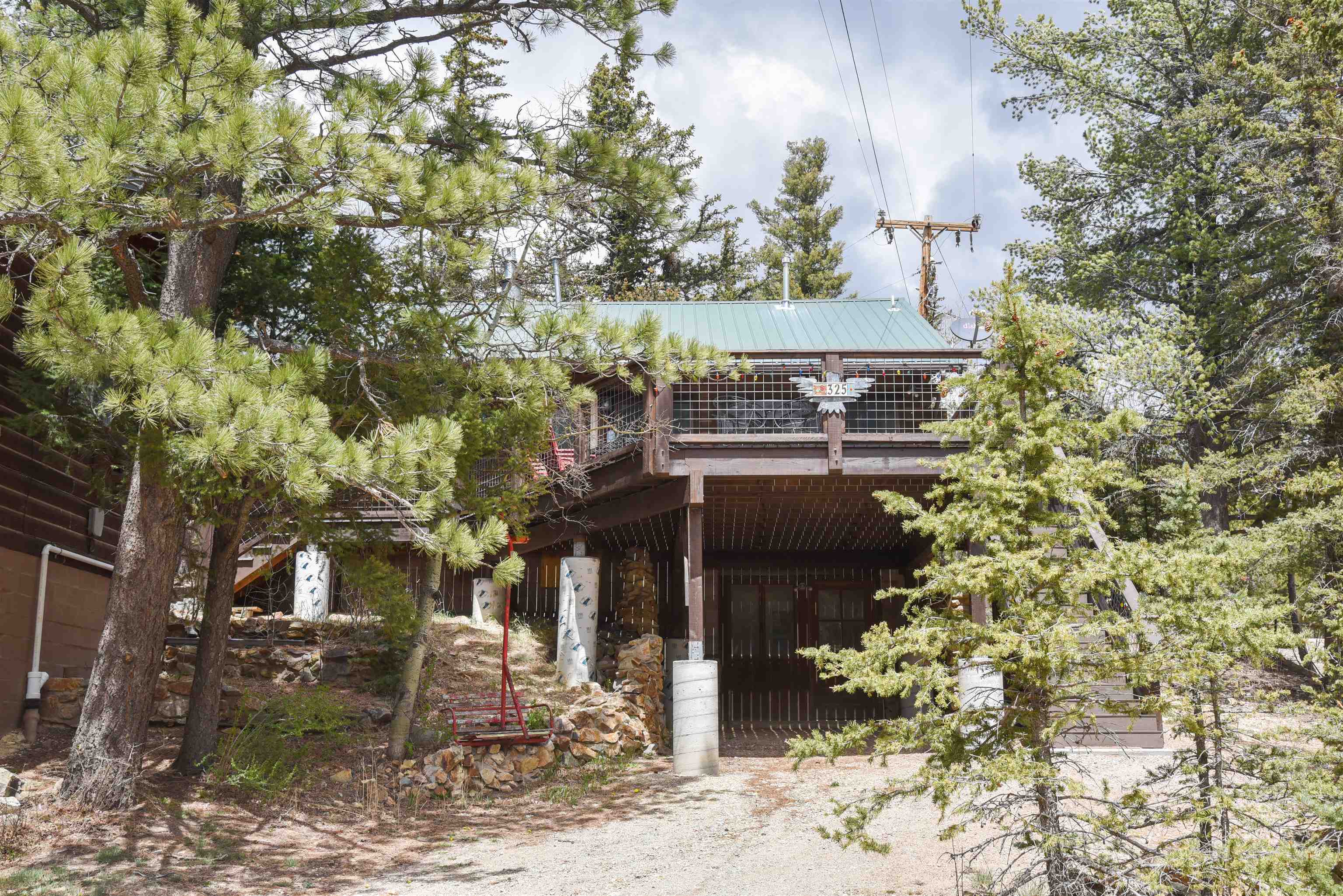 323-325 Bitter Creek Road Red River, NM 87558 - Photo 4 of 48 Gallery Image 4