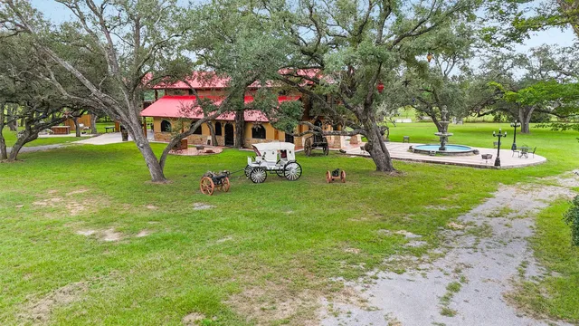$1,250,000 | 1920 Frelsburg Road, Alleyton, TX 78935