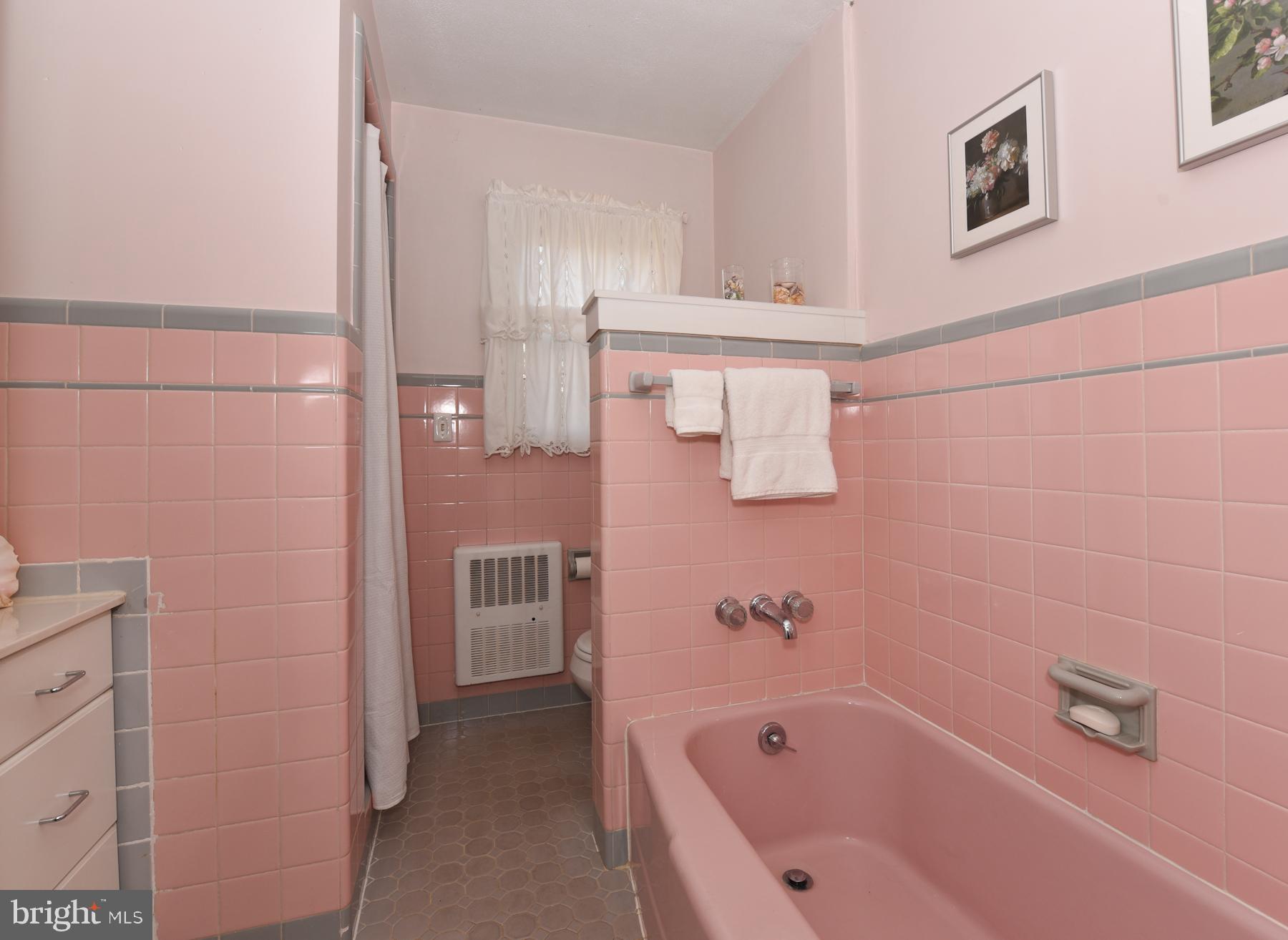 14 Federal City Road Ewing, NJ 08638 - Photo 24 of 33 Hall Bath