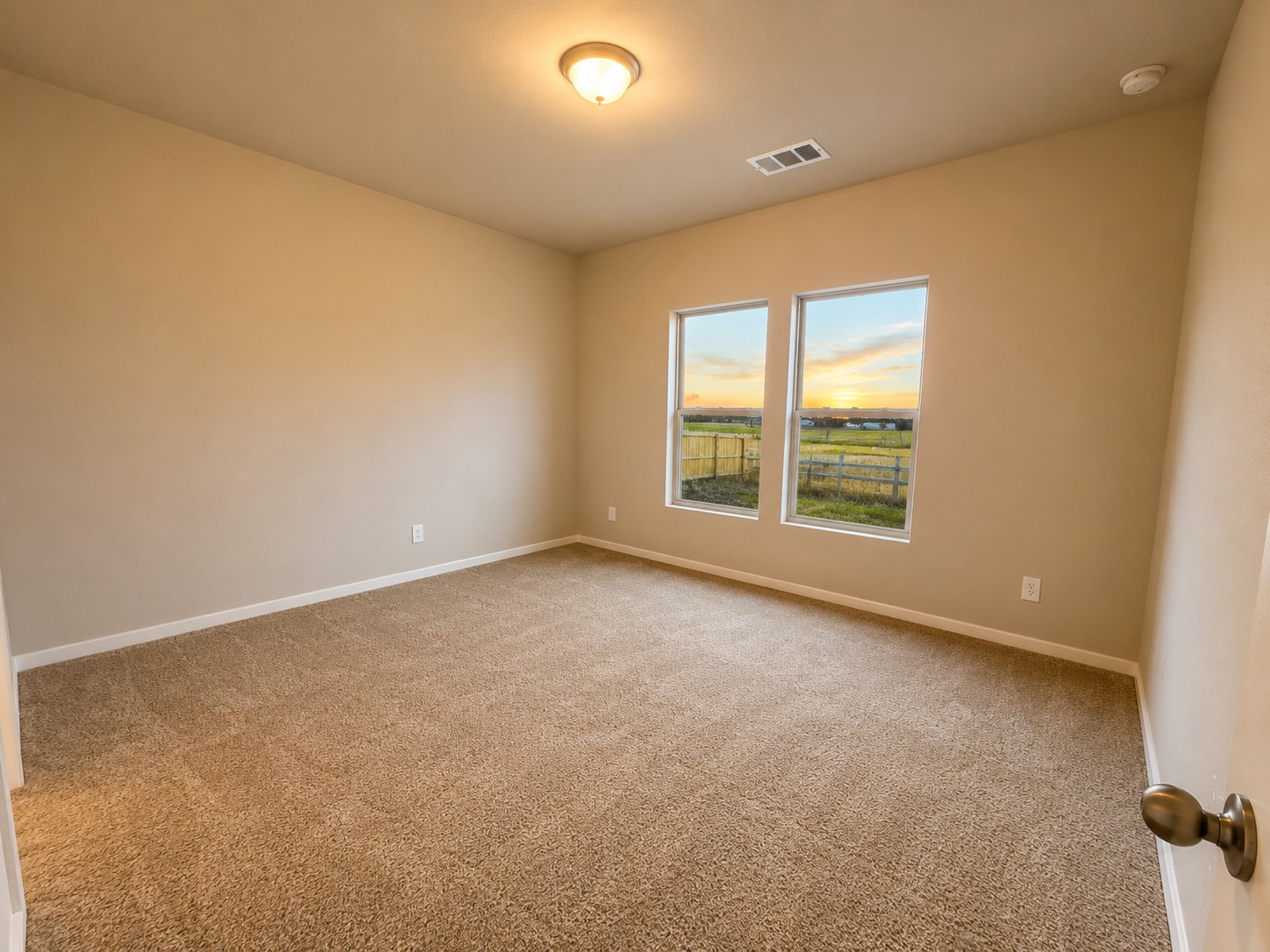 164 Wind Hill Jarrell, TX 76537 - Photo 9 of 22 Primary Bedroom