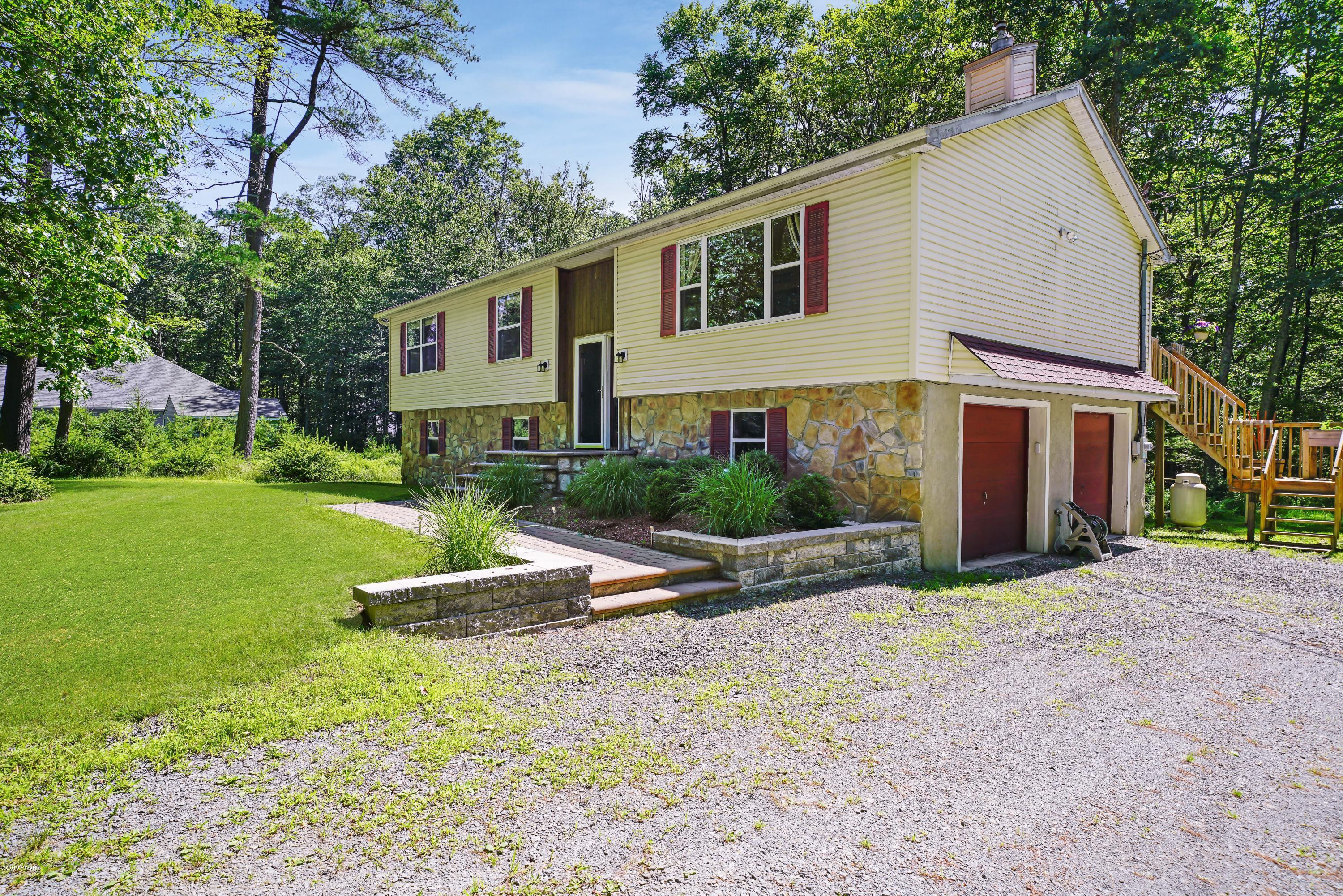 518 Raymondskill Road Milford, PA 18337 - Photo 1 of 27 666