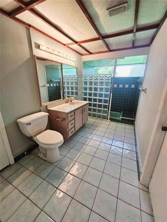 8356 Candlewood Road, Unit 8356 Seminole, FL 33777 - Photo 13 of 24