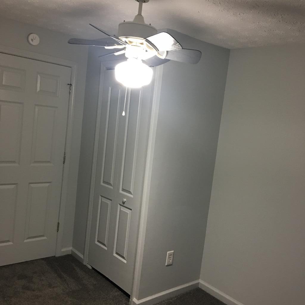 1204 Riverside Avenue Kingsport, TN 37660 - Photo 3 of 6 02