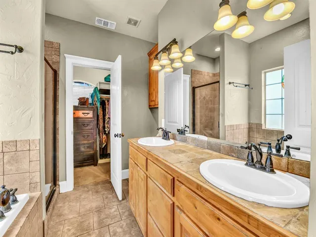 $1,100,000 | 4519 County Road 2690, Alvord, TX 76225