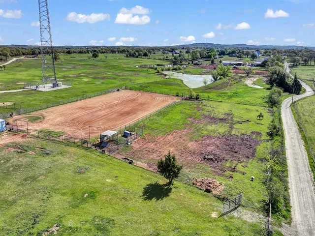 $1,100,000 | 4519 County Road 2690, Alvord, TX 76225