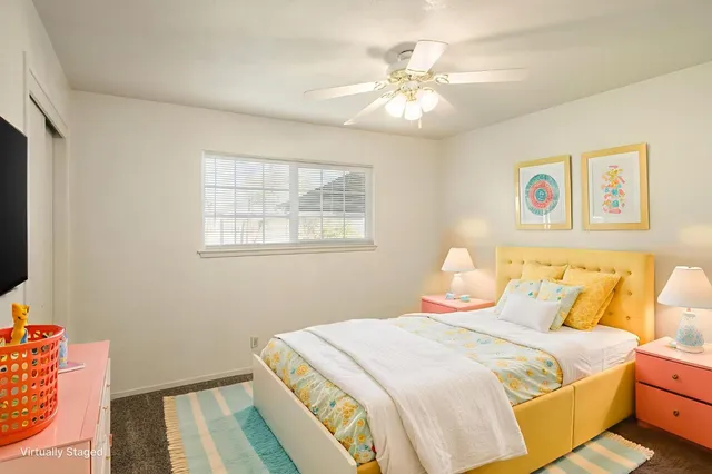 a dinning table and chairs in the patio