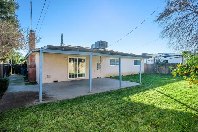 $385,000 | 487 West San Jose Avenue, Clovis, CA 93612