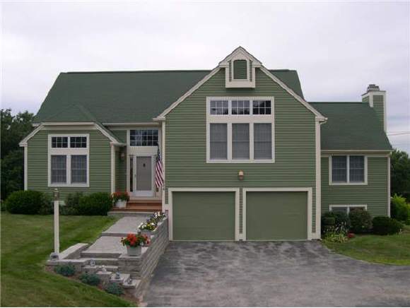 334 Fox Run Road Hudson, NH 03051 - Photo 1 of 1