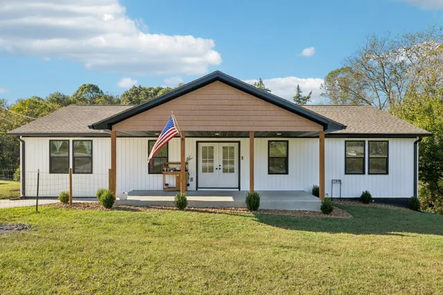 $520,900 | 417 Defeated Creek Highway, Carthage, TN 37030