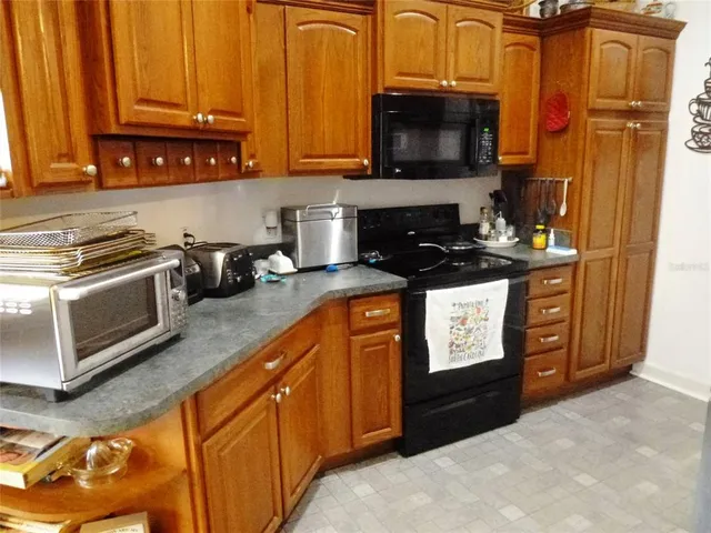 $395,000 | 121 Deer Road, Frostproof, FL 33843