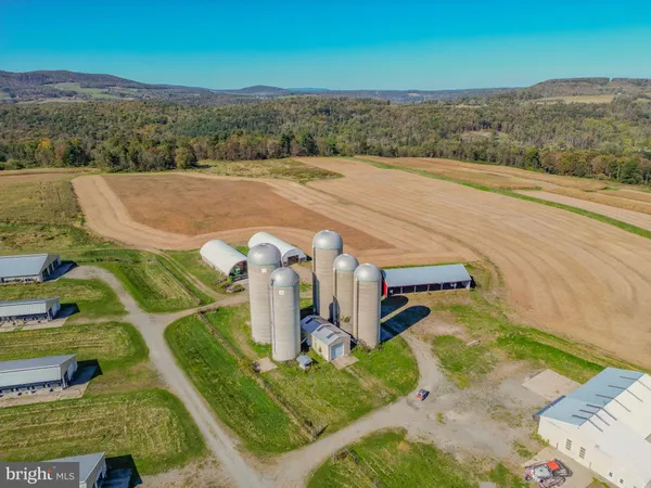 $2,900,000 | 55 Margrow Road, Tunkhannock, PA 18657