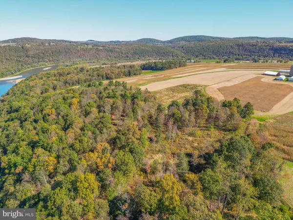 $2,900,000 | 55 Margrow Road, Tunkhannock, PA 18657