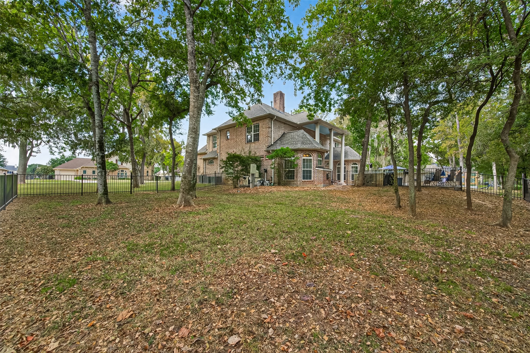 32819 Whitburn Trail Fulshear, TX 77441 - Photo 37 of 49 a front view of a house with a yard
