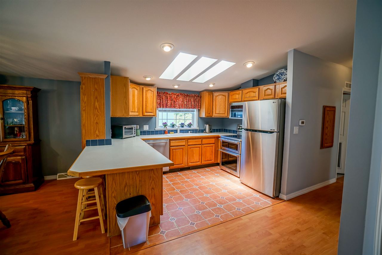 26 Sunset Way, Unit 26 Manchester, NH 03104 - Photo 11 of 30 Gallery Image 11