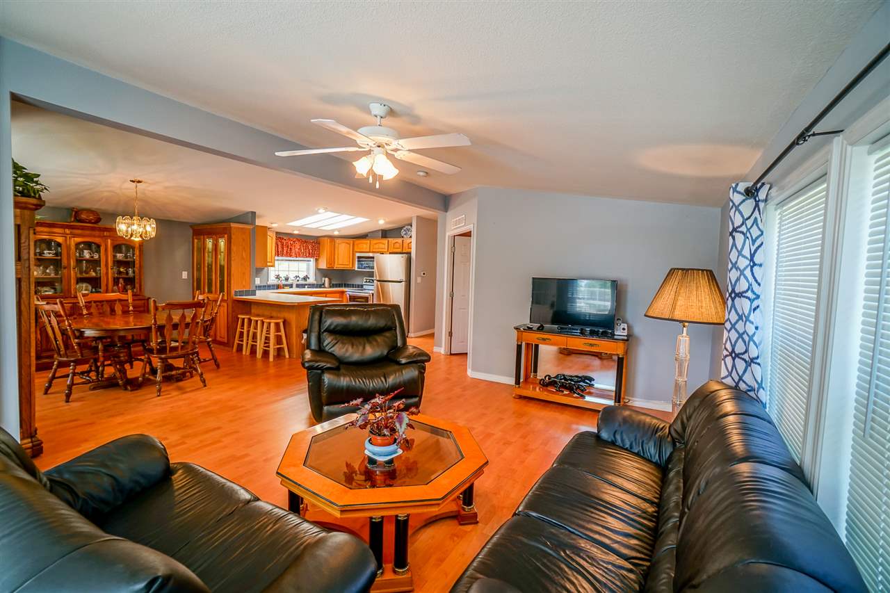 26 Sunset Way, Unit 26 Manchester, NH 03104 - Photo 4 of 30 Gallery Image 4