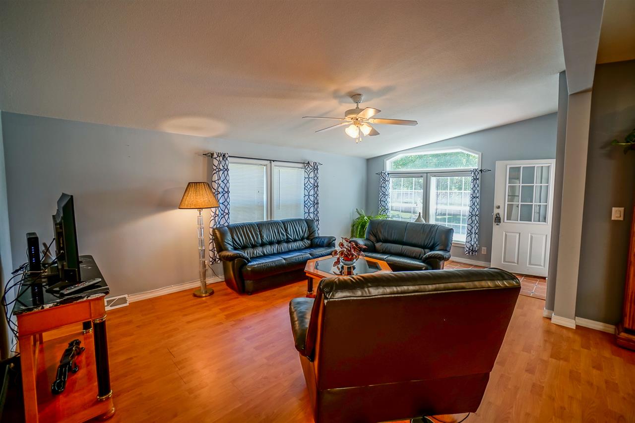26 Sunset Way, Unit 26 Manchester, NH 03104 - Photo 5 of 30 Gallery Image 5