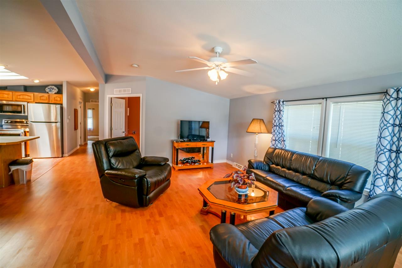 26 Sunset Way, Unit 26 Manchester, NH 03104 - Photo 7 of 30 Gallery Image 7