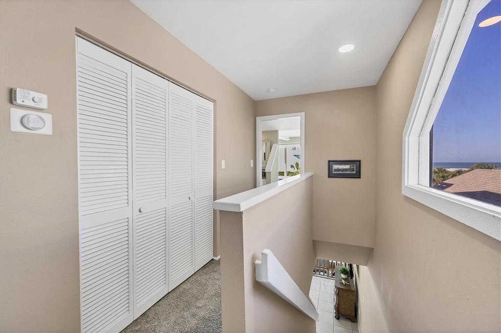 540 Beach Road, Unit 510 Sarasota, FL 34242 - Photo 31 of 96