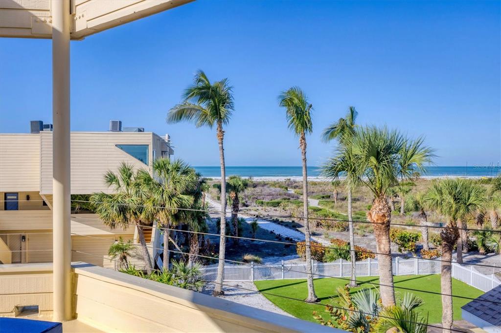 540 Beach Road, Unit 510 Sarasota, FL 34242 - Photo 36 of 96