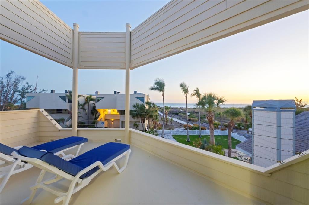 540 Beach Road, Unit 510 Sarasota, FL 34242 - Photo 37 of 96