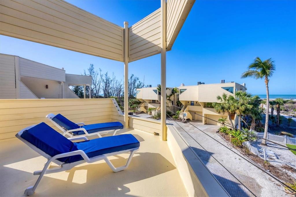 540 Beach Road, Unit 510 Sarasota, FL 34242 - Photo 41 of 96