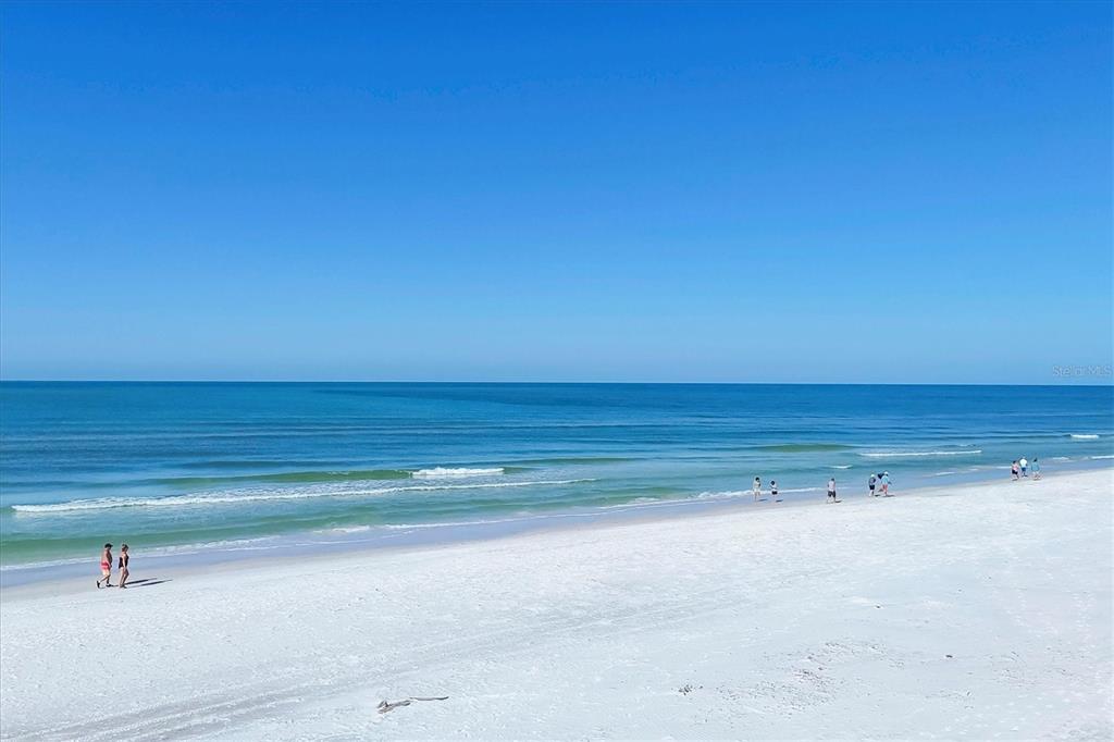 540 Beach Road, Unit 510 Sarasota, FL 34242 - Photo 75 of 96