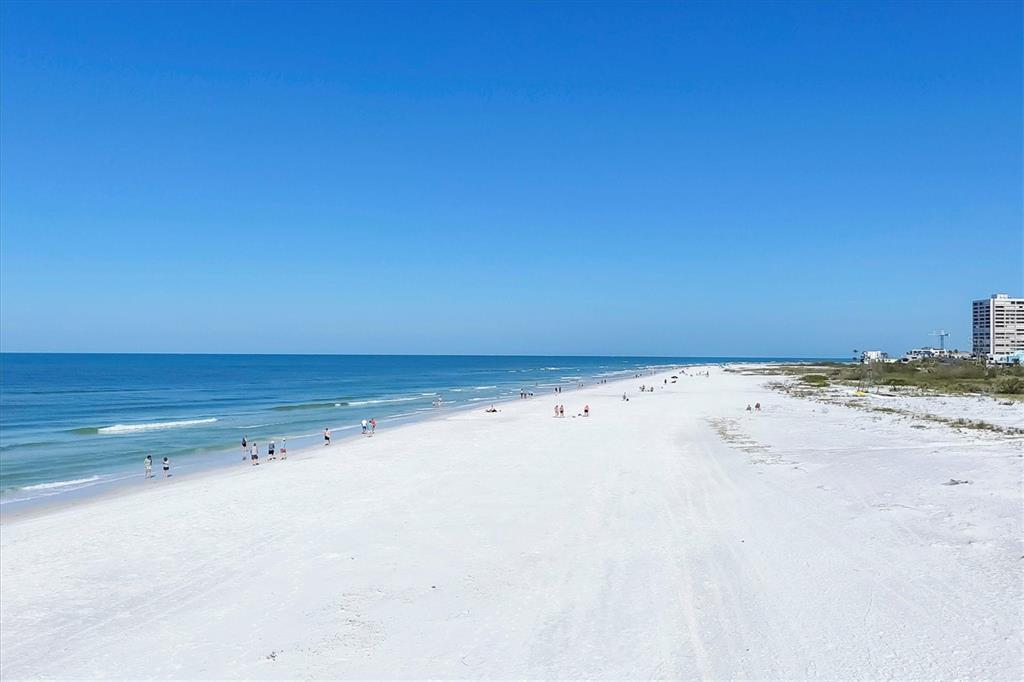 540 Beach Road, Unit 510 Sarasota, FL 34242 - Photo 76 of 96