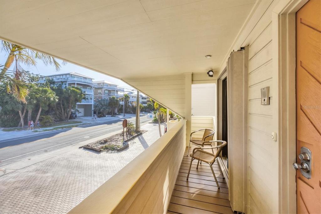 540 Beach Road, Unit 510 Sarasota, FL 34242 - Photo 10 of 96