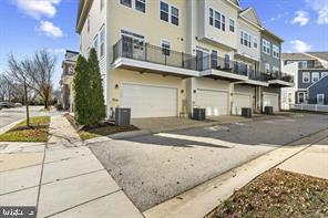 5948 Logans Way Ellicott City, MD 21043 - Photo 3 of 12