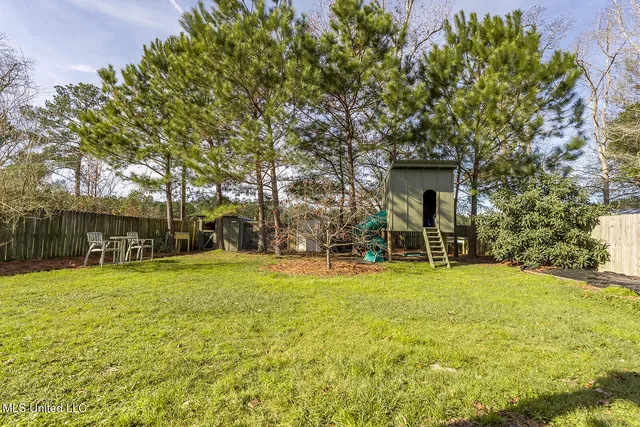 $245,000 | 104 Oaks Court, Picayune, MS 39466