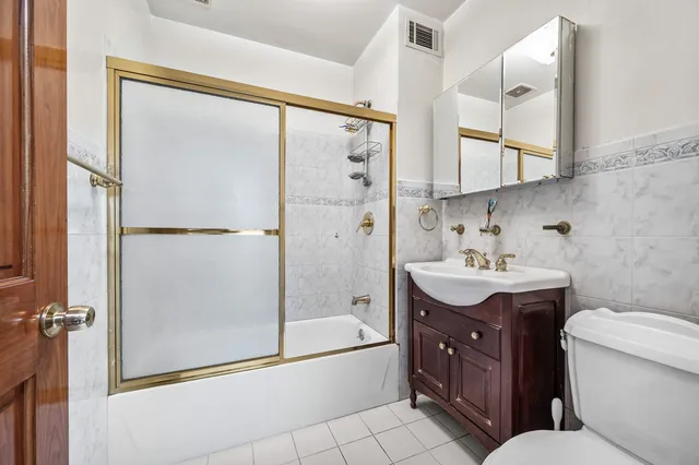 $1,165,000 | 309 Parkville Avenue | Kensington