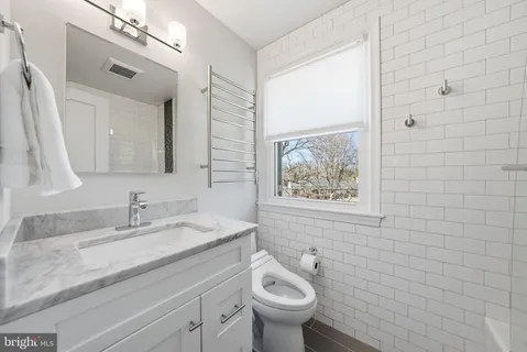 $1,550,000 | 5836 Lenox Road, Bethesda, MD 20817