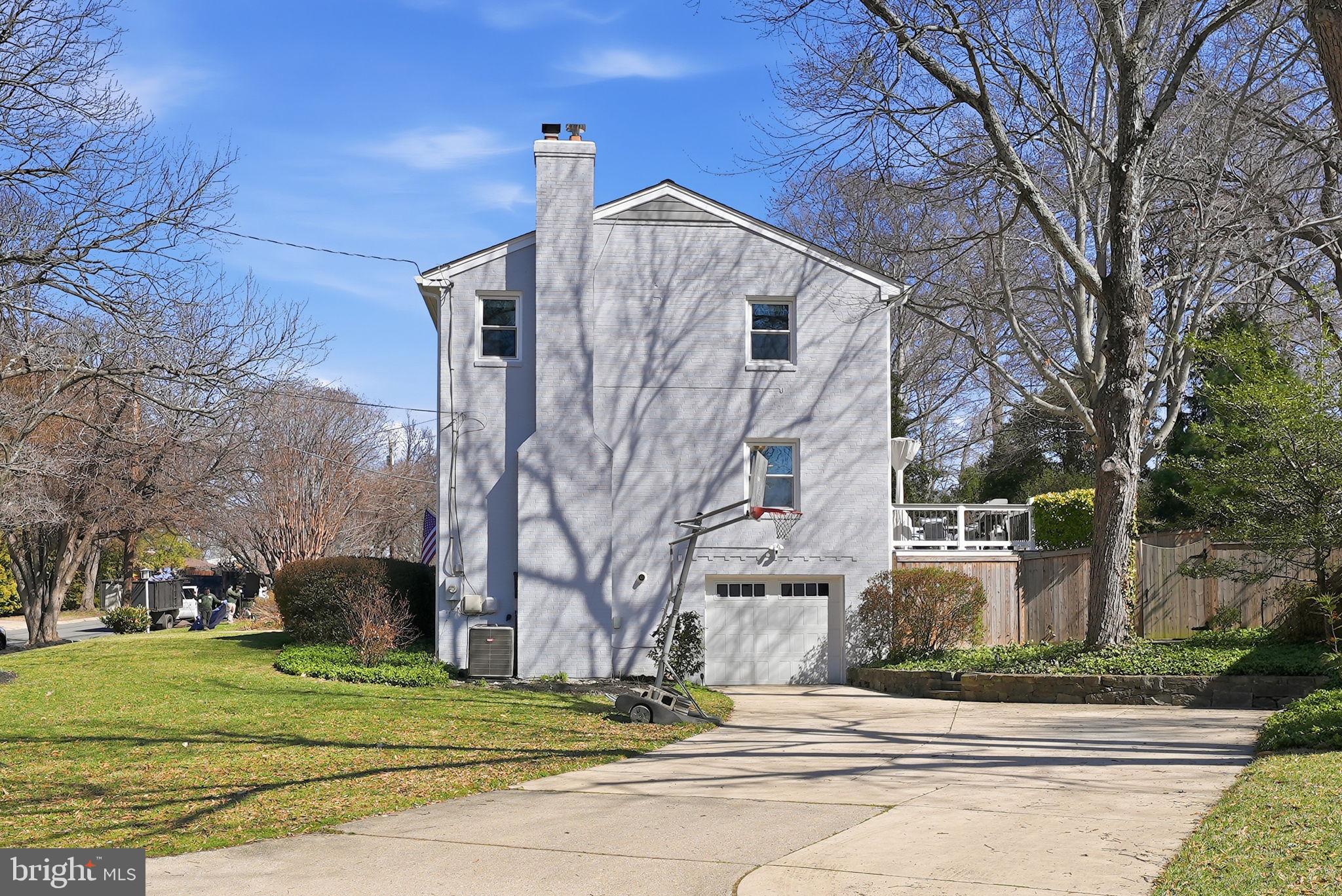 5836 Lenox Road Bethesda, MD 20817 - Photo 25 of 26