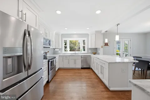 $1,550,000 | 5836 Lenox Road, Bethesda, MD 20817