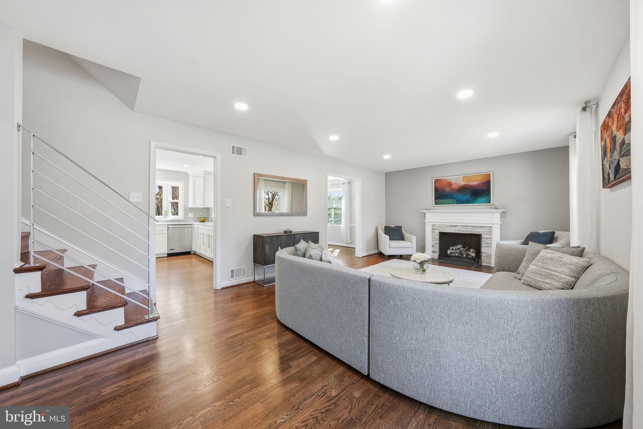 5836 Lenox Road Bethesda, MD 20817 - Photo 6 of 26