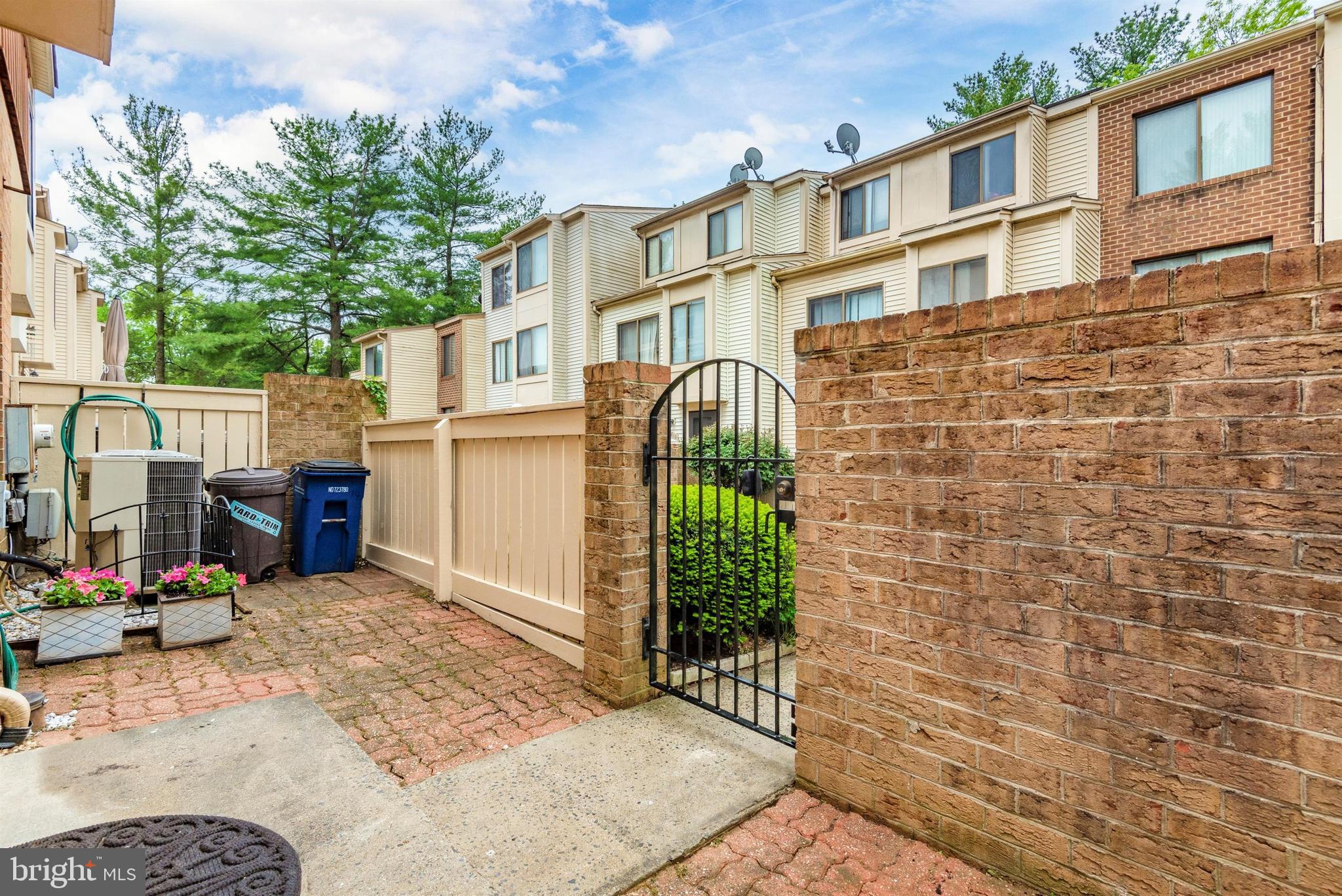 14 Docena Court Gaithersburg, MD 20886 - Photo 5 of 37