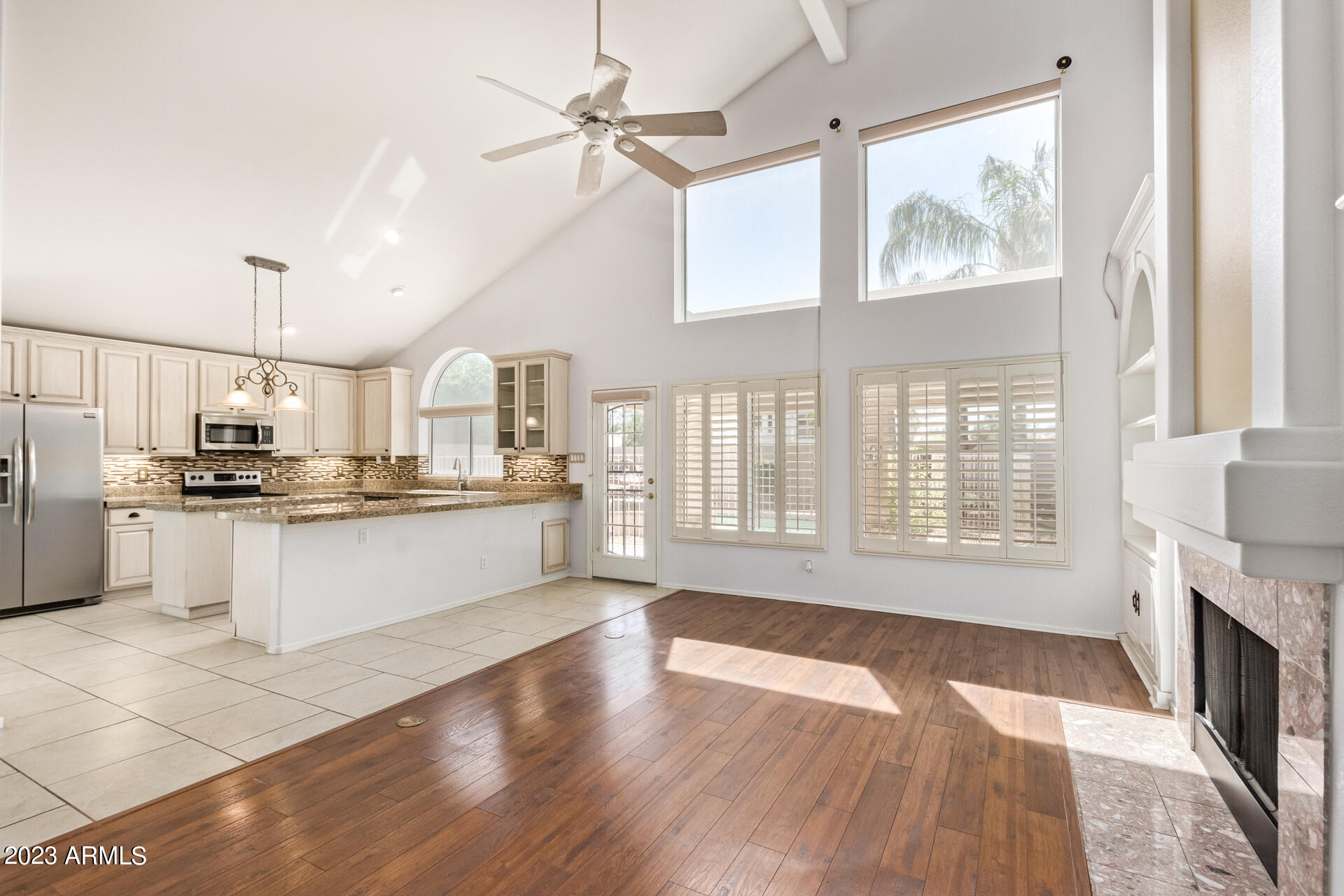 909 West Kathleen Road Phoenix, AZ 85023 - Photo 11 of 38 0014-13 - Kathleen