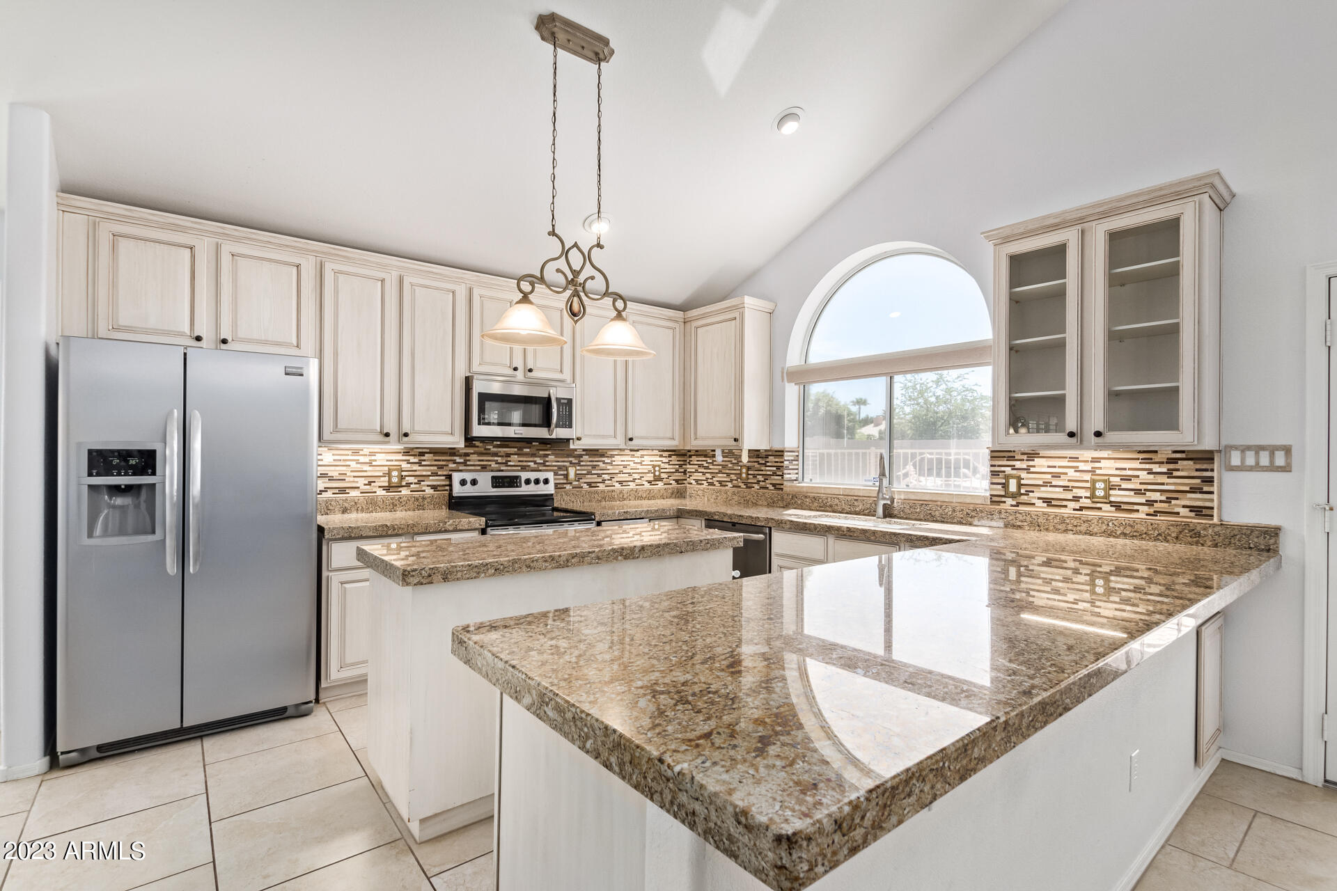 909 West Kathleen Road Phoenix, AZ 85023 - Photo 14 of 38 0017-18 - Kathleen