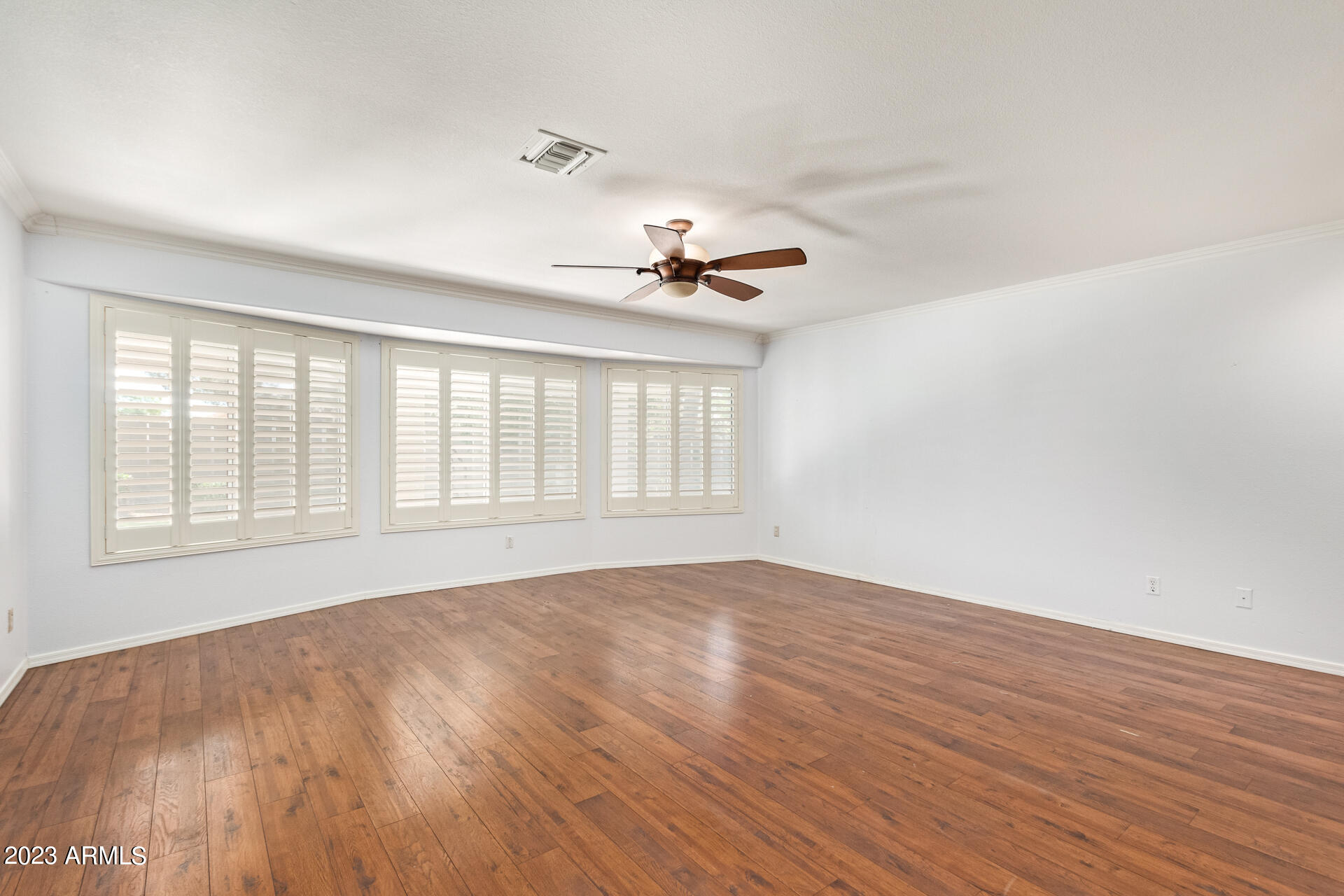 909 West Kathleen Road Phoenix, AZ 85023 - Photo 18 of 38 0026-26 - Kathleen